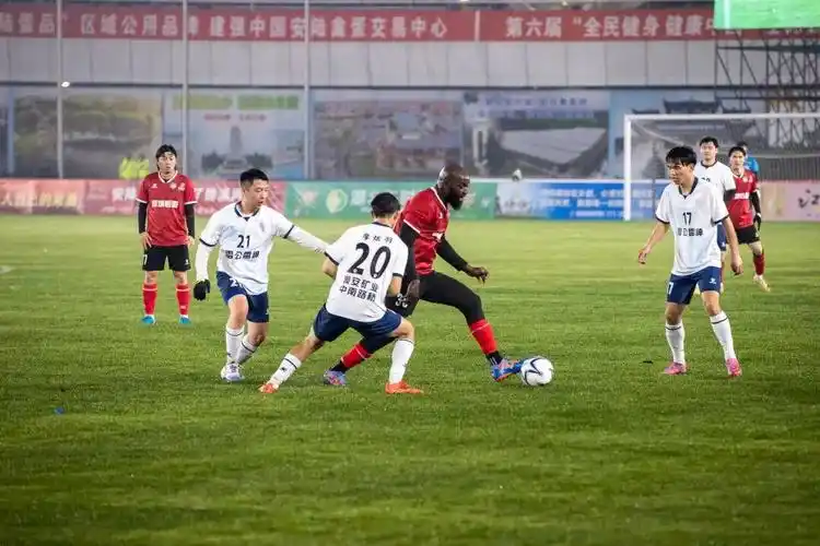 日本J联赛：横滨水手 VS 浦和红钻